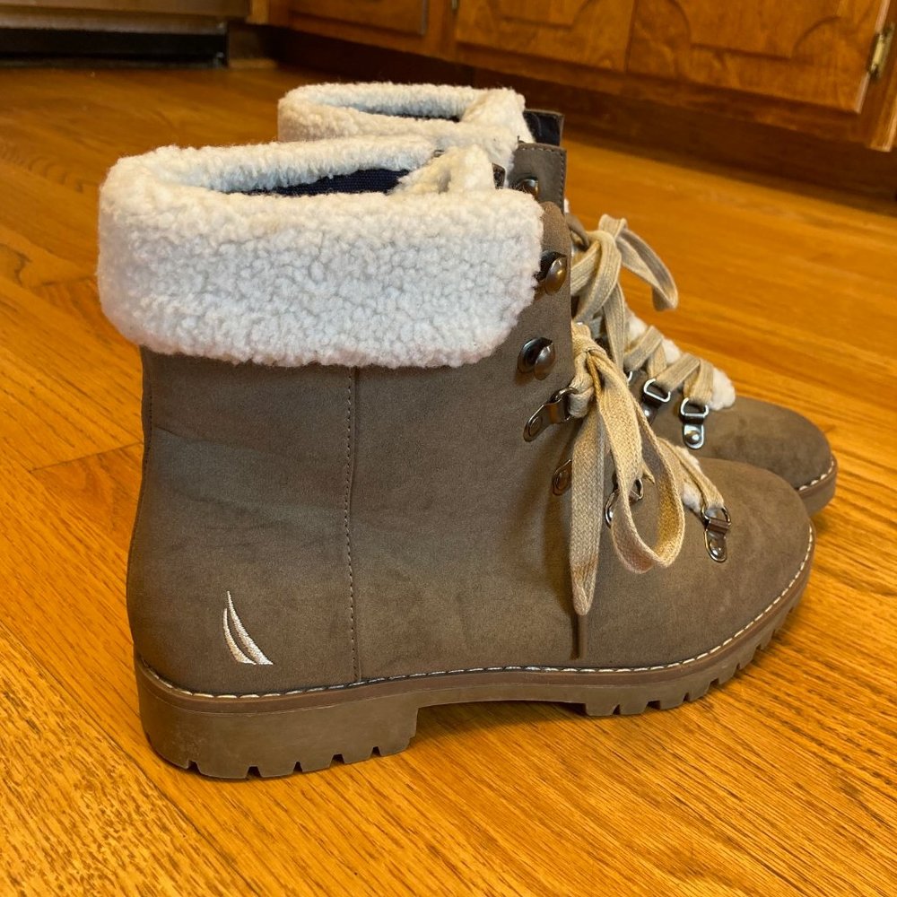 -Nautica Leather & Fleece Lace Up Brown Boots Women’s Size 8.5